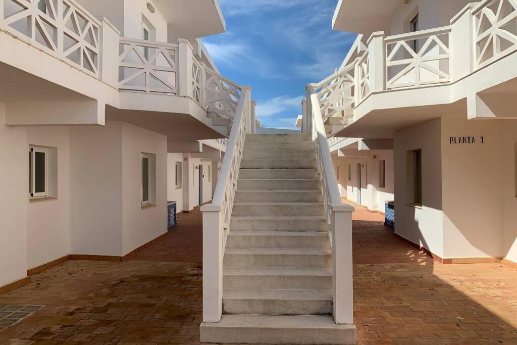 Apartamento En Playa Santo Tomas 1-5 Es Migjorn Gran Exterior photo
